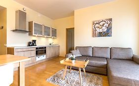 Solar Apartments - Foorum Center